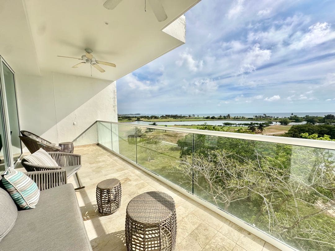 Apartamento en venta de de 3 habitaciones en Karibana