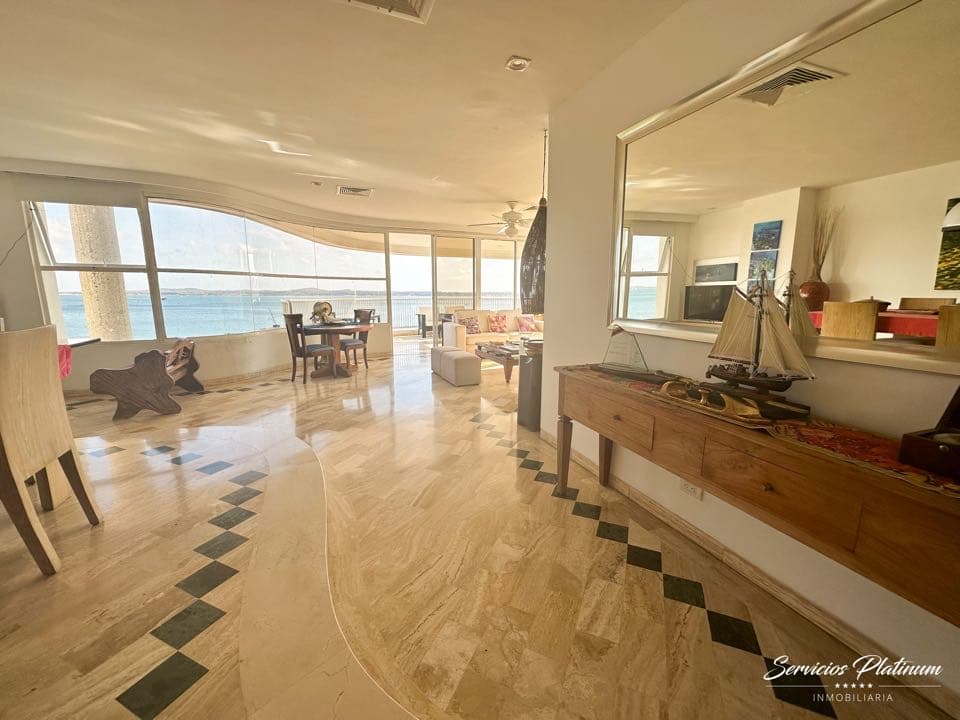 Apto en Venta de 3 Hab en Castillogrande con Vista Directa al Mar — foto 5