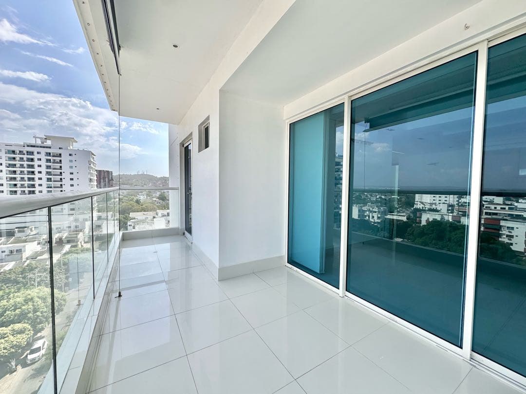 Apartamento en Venta de 3 Habitaciones en Crespo — foto 3
