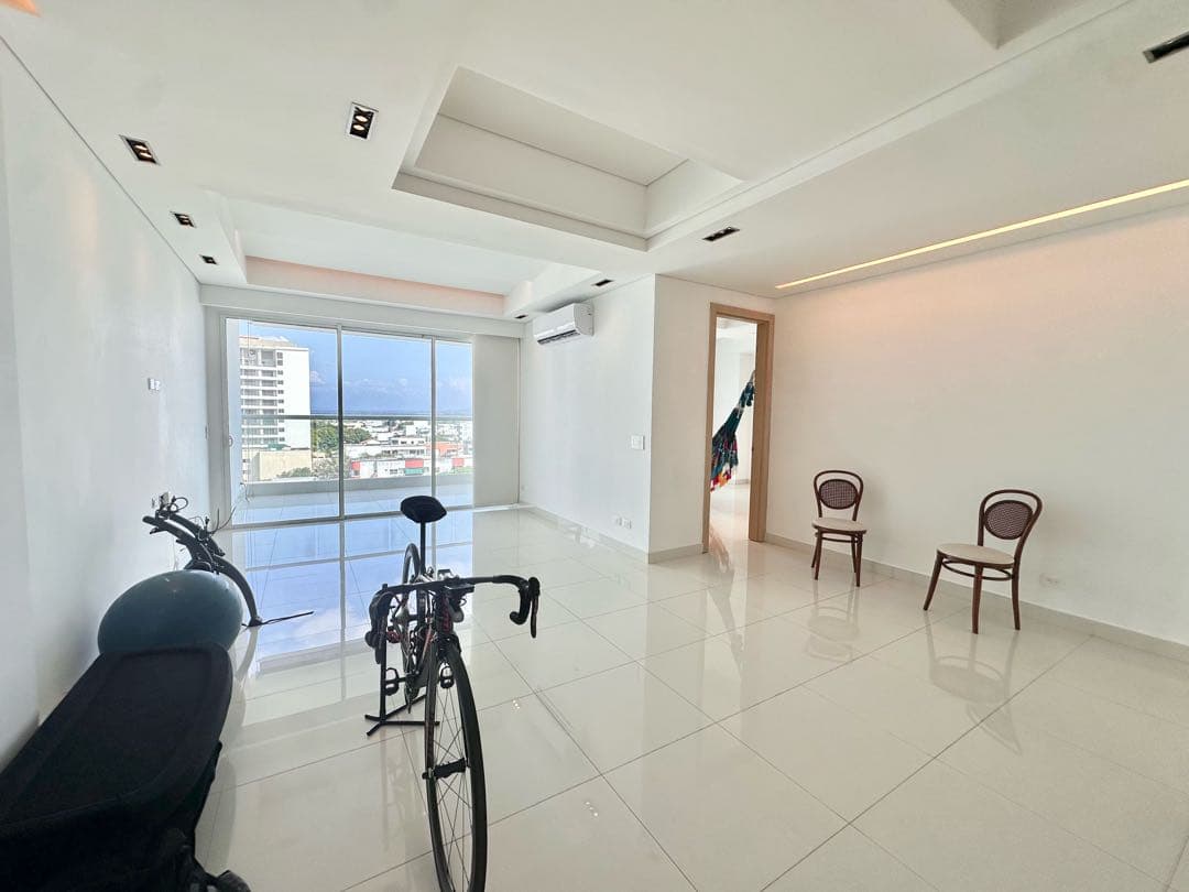 Apartamento en Venta de 3 Habitaciones en Crespo — foto 5