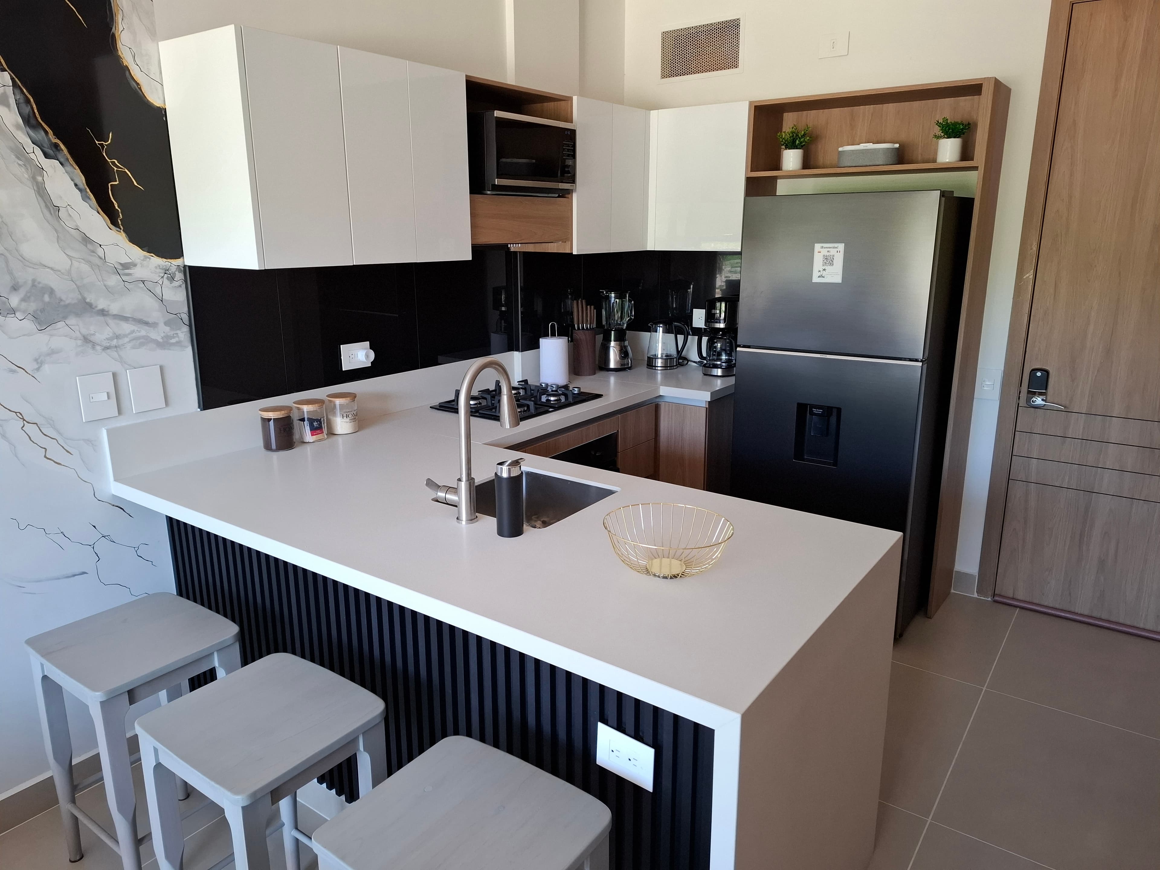 Apartamento en venta en baia kristal totalmente dotado listo para usar