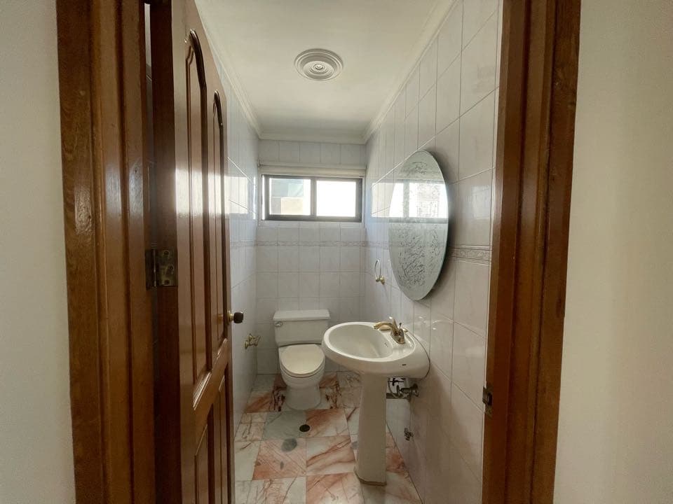 Venta de Apartamento en Zona Residencial con Vista a la Bahía — foto 3