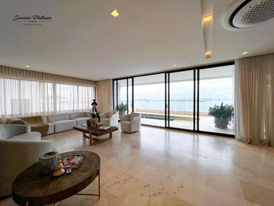 En Venta Uno de los Mejores Apartamentos de la Ciudad Sobre la Bahía — foto 4