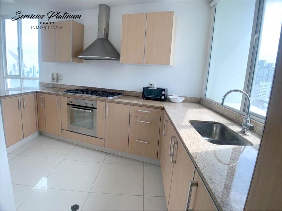 Apartamento con Vista Directa a la Bahía 3 Habitaciones — foto 4
