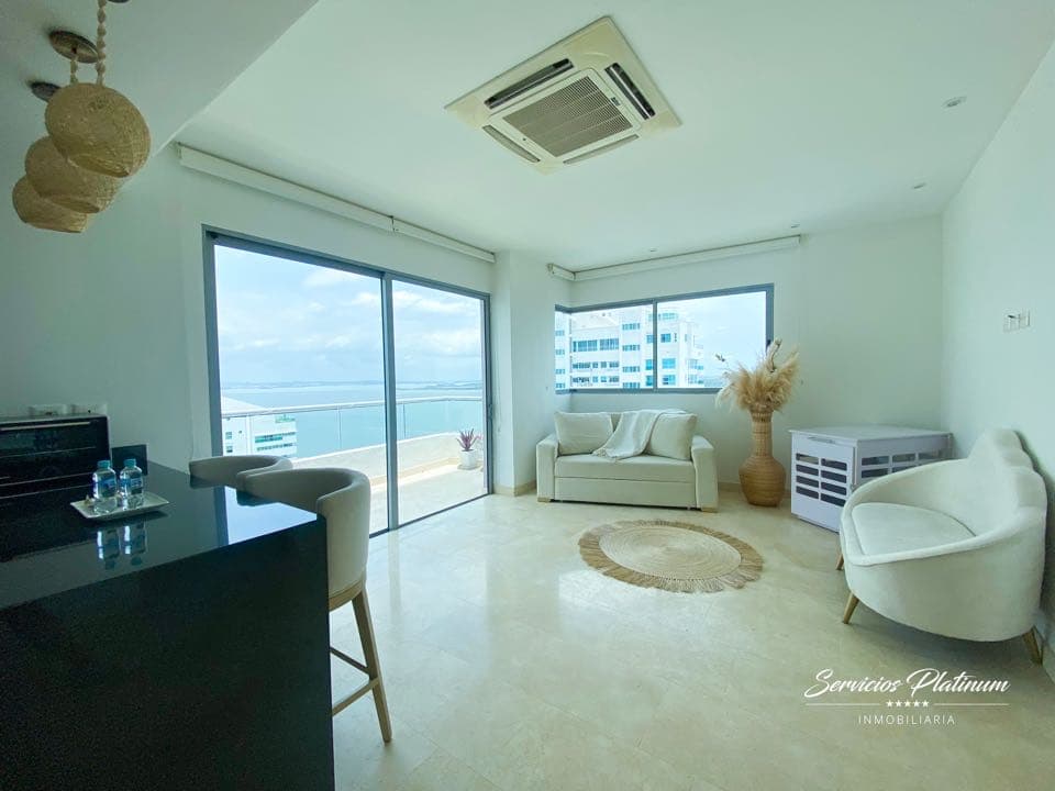 Apartamento de una Habitación con Vista al Mar y Bahía en Castillo — foto 3