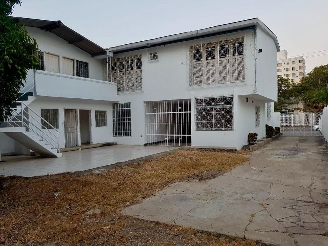 En Venta Casa Lote en Manga — foto 3
