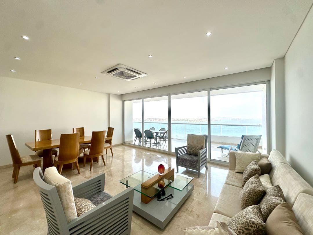 Apartamento en Zona Residencial con Tres Cuartos y Vista a la Bahía — foto 2