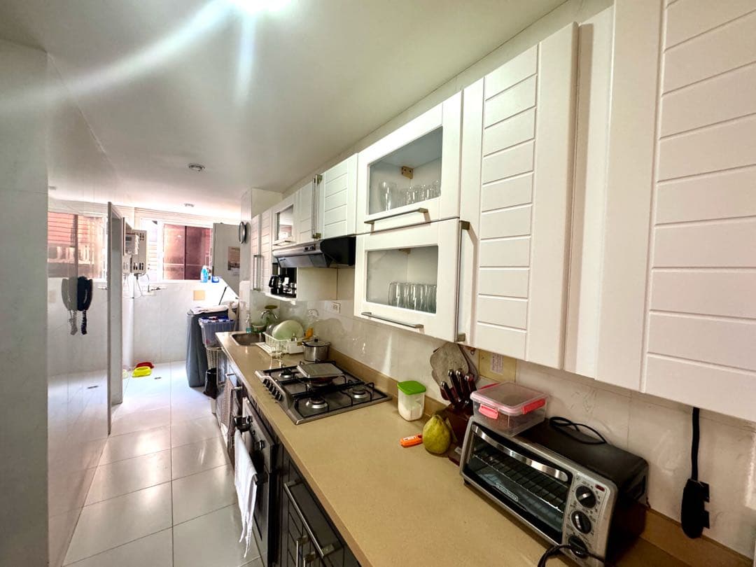 En Venta Apartamento de Tres Cuartos en Castillogrande — foto 5