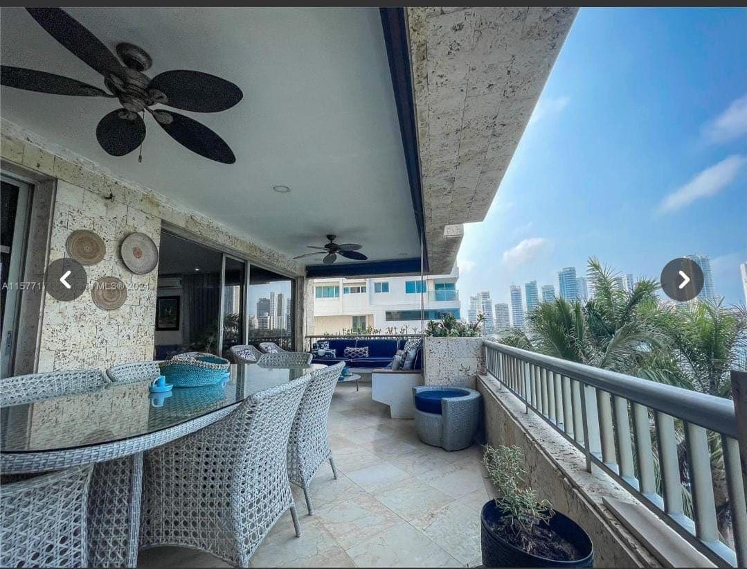 Apartamento de 3 Habitaciones con Vista Directa a la Bahía — foto 4